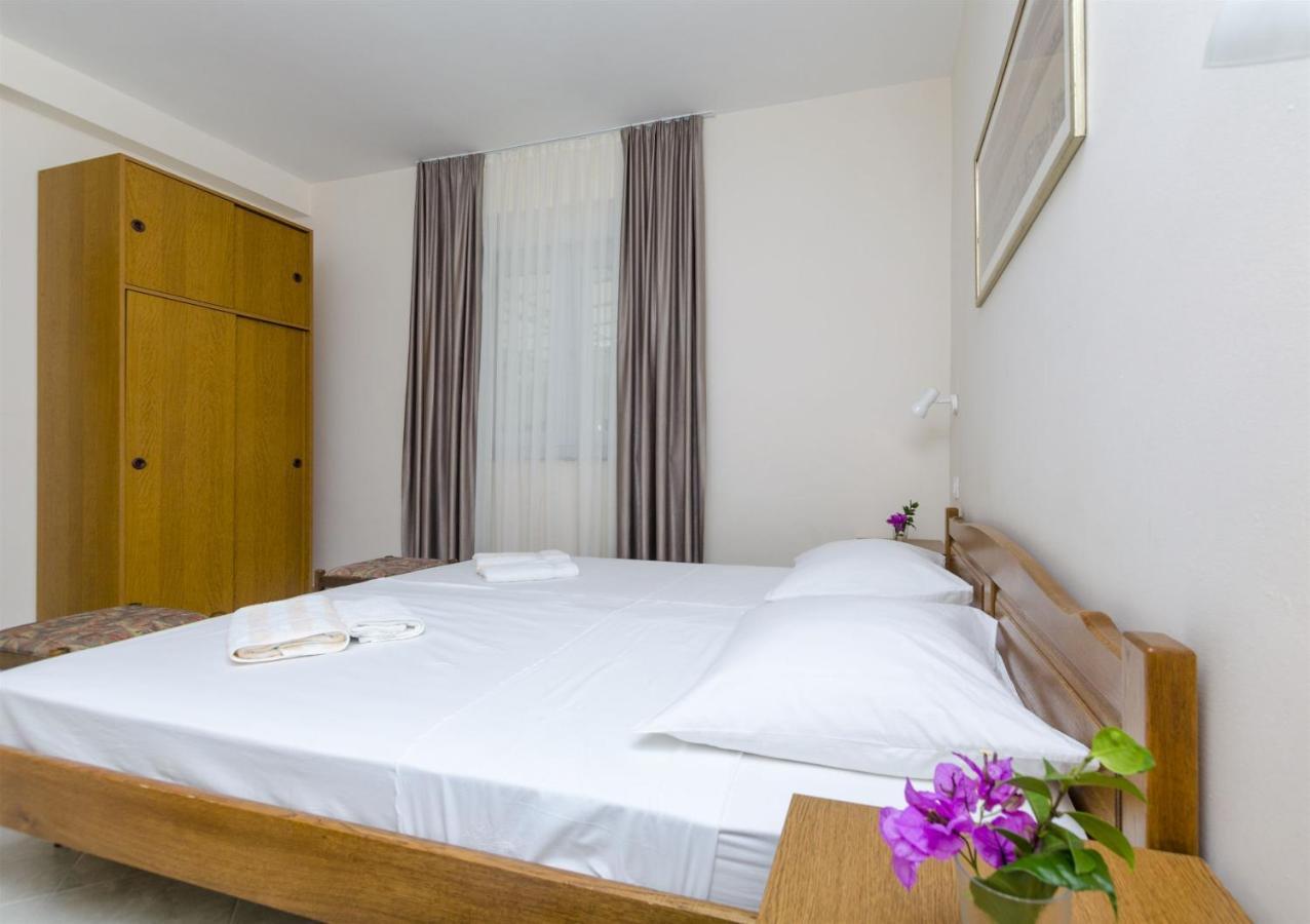 Apartments Marija Duće Εξωτερικό φωτογραφία