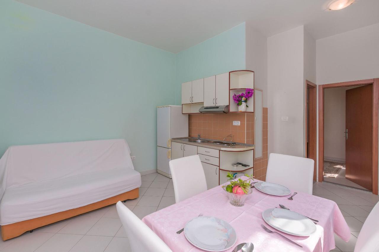Apartments Marija Duće Εξωτερικό φωτογραφία