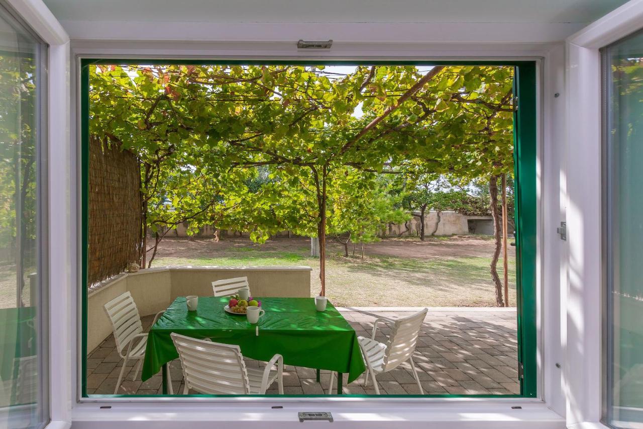 Apartments Marija Duće Εξωτερικό φωτογραφία
